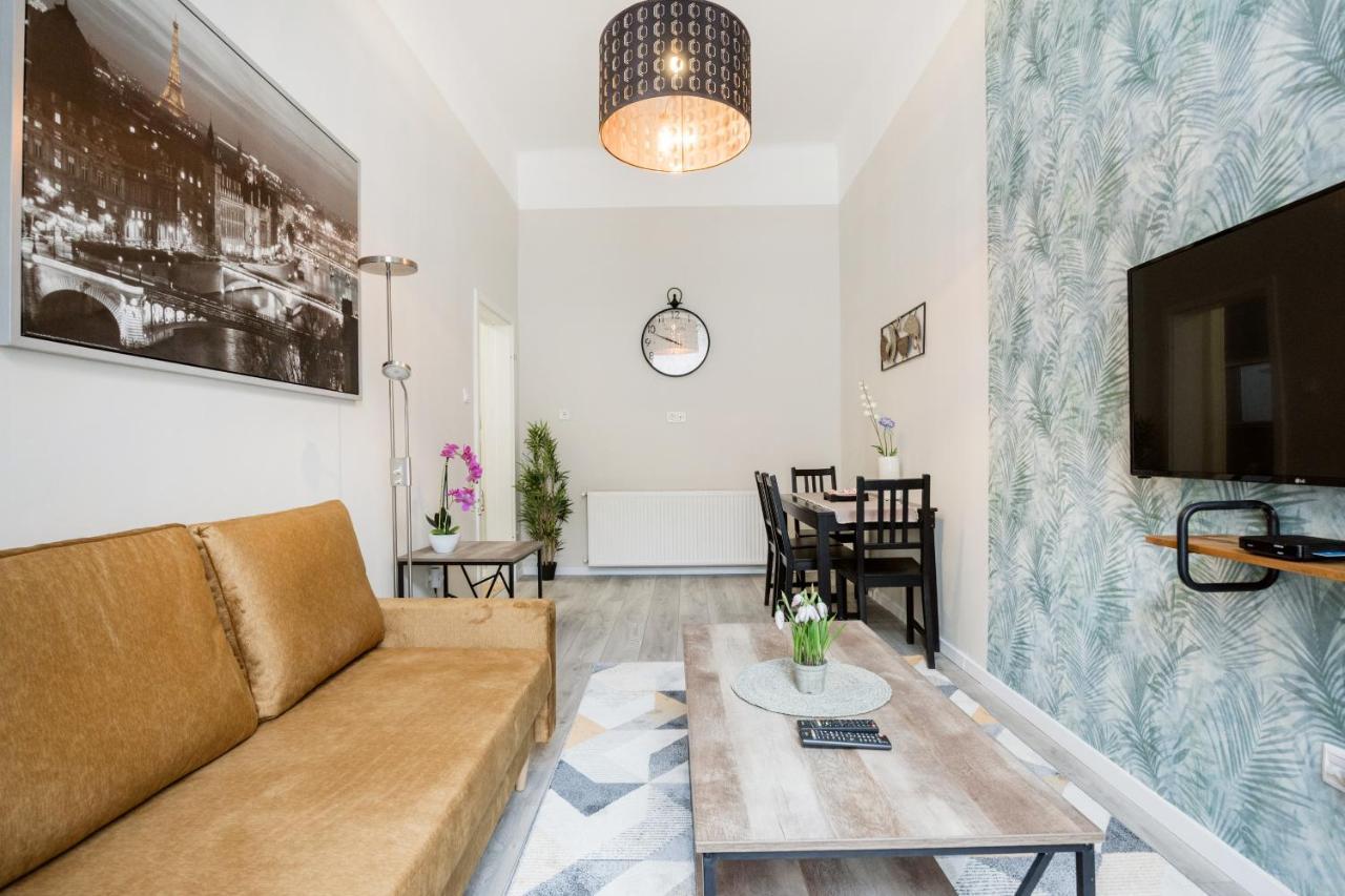 O Street 3 Bedroom Stylish Apartment Budapest Exterior photo