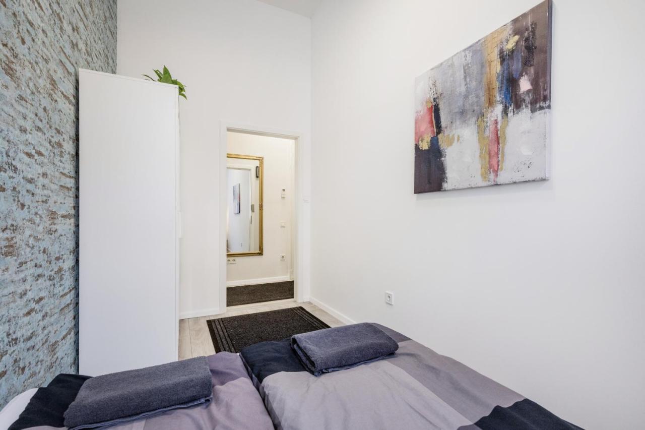 O Street 3 Bedroom Stylish Apartment Budapest Exterior photo